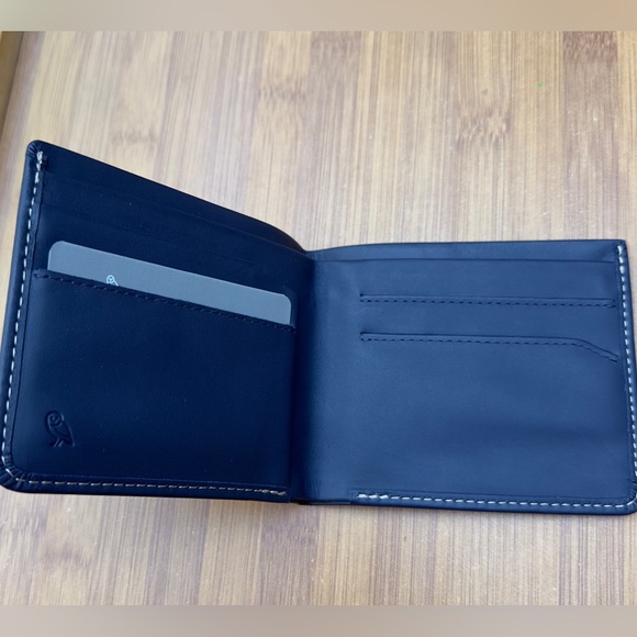 Bellroy wallet - Picture 2 of 4